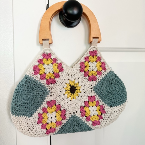No Boundaries Crochet Shoulder Bag with Floral Accents - Picture 1 of 4